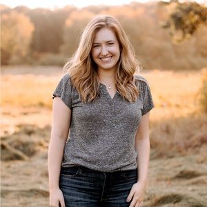 Meet your Posher, Abigail